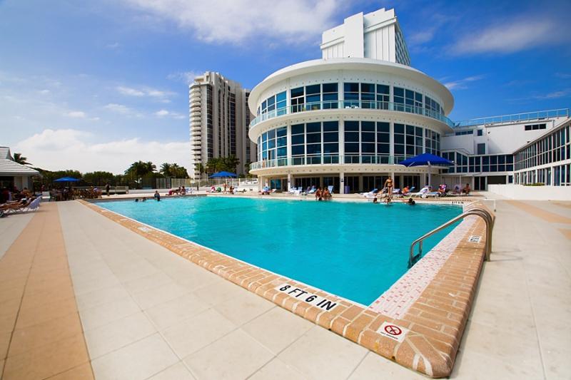 Collins Apartments By Design Suites Miami Beach Eksteriør bilde