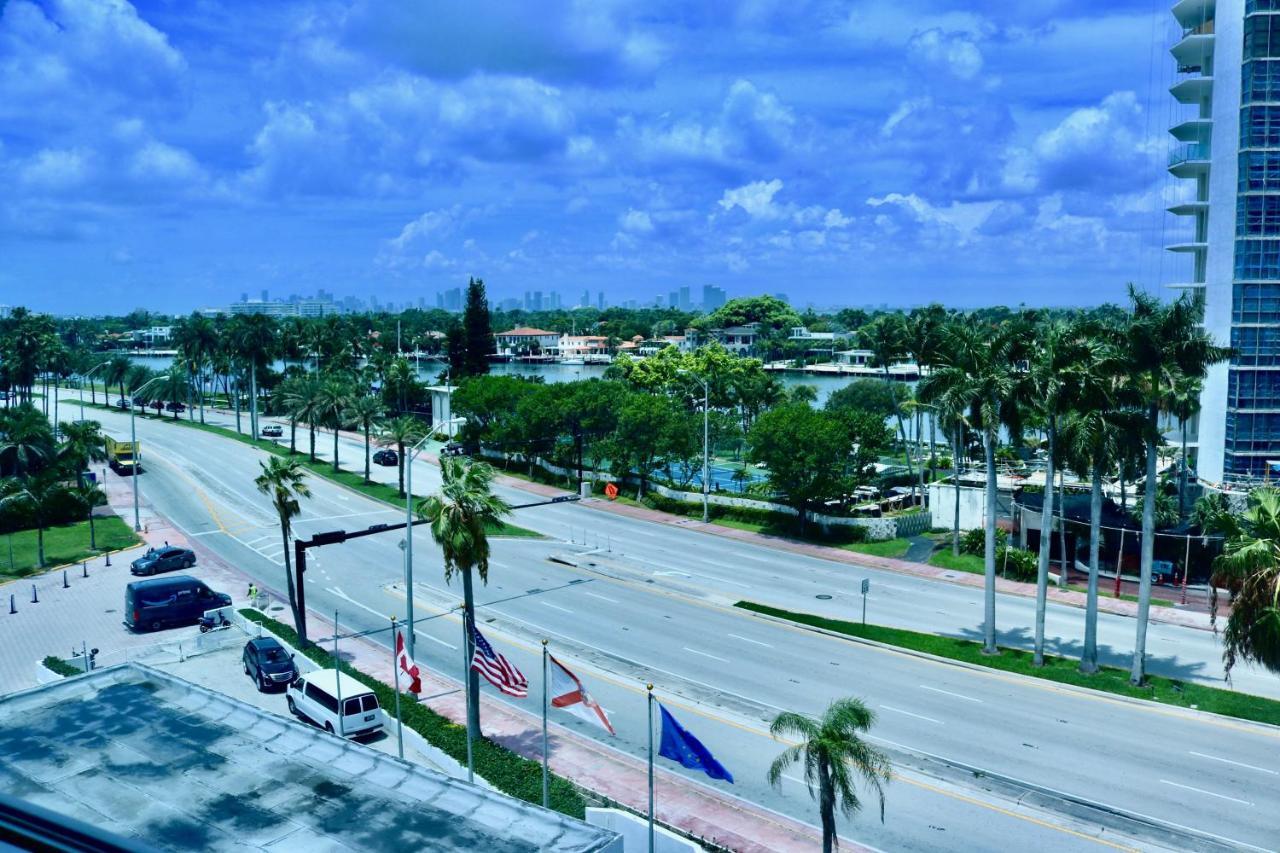 Collins Apartments By Design Suites Miami Beach Eksteriør bilde